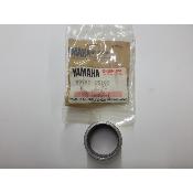 Entretoise YAMAHA 9056025185